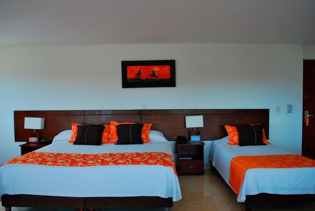 Hotel Hacaritama Colonial Villavicencio Esterno foto