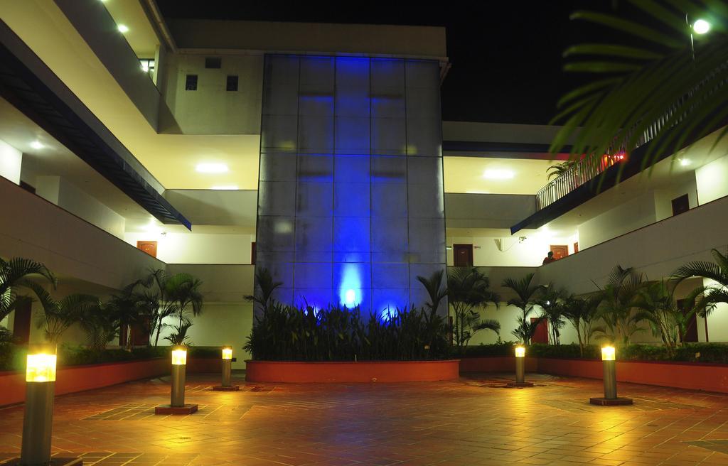 Hotel Hacaritama Colonial Villavicencio Esterno foto