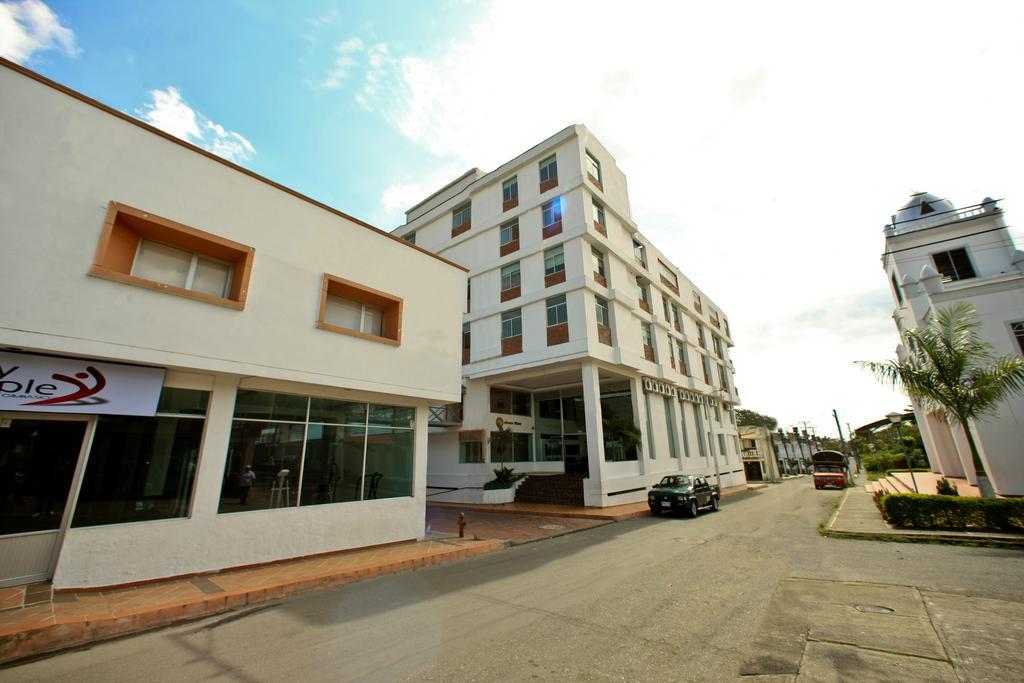 Hotel Hacaritama Colonial Villavicencio Esterno foto