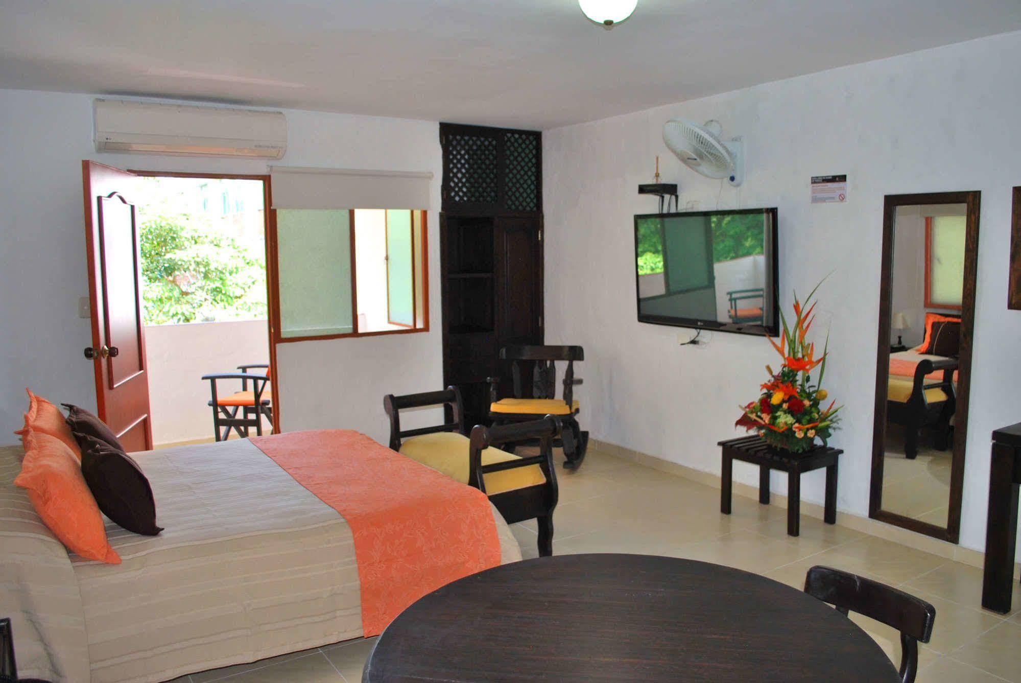 Hotel Hacaritama Colonial Villavicencio Esterno foto